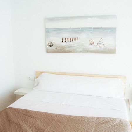 Sol Y Mar Apartments, A 200M De La Playa En El Centro 산타 폴라 외부 사진
